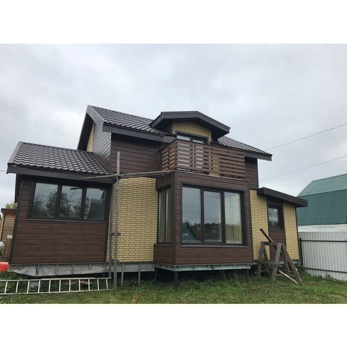 Металлический сайдинг Grand Line Вертикаль 0.5 мм gofr Rooftop Matte с пленкой RAL 8017 шоколад фото 4