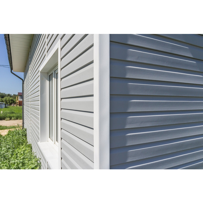Металлический сайдинг Grand Line ЭкоБрус 3D 0.5 мм GreenCoat Pural BT. matt RR 21 светло-серый (RAL 7040 серое окно) фото 2